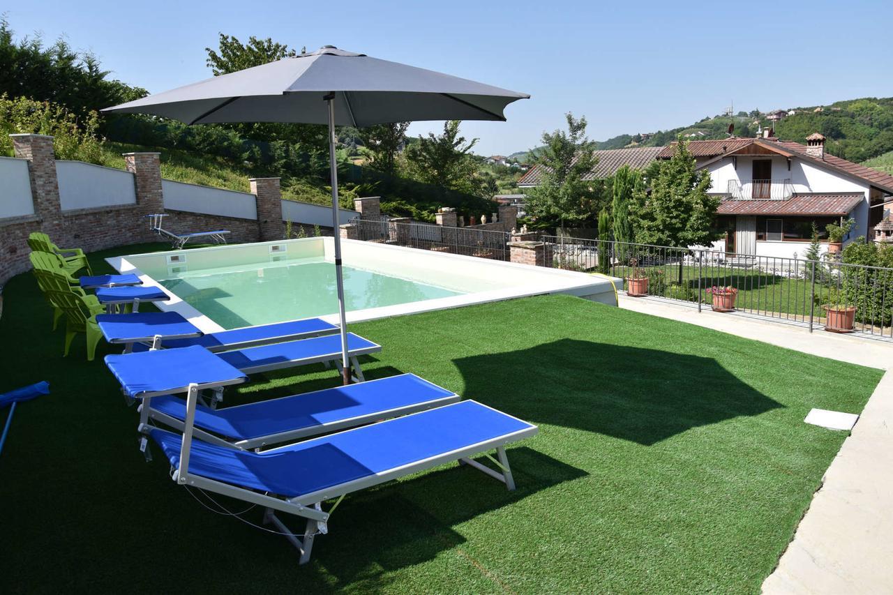 B&B La Dolce Vita Priocca ภายนอก รูปภาพ