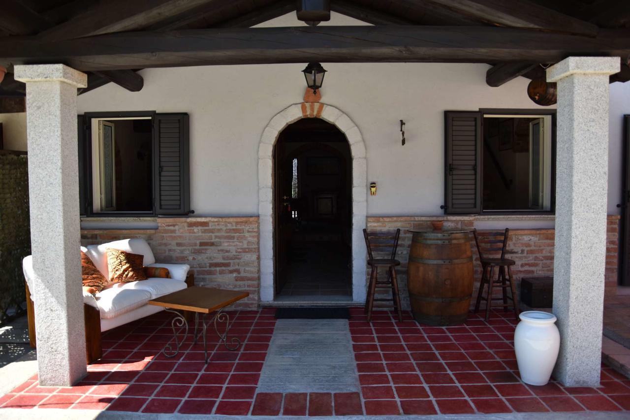 B&B La Dolce Vita Priocca ภายนอก รูปภาพ
