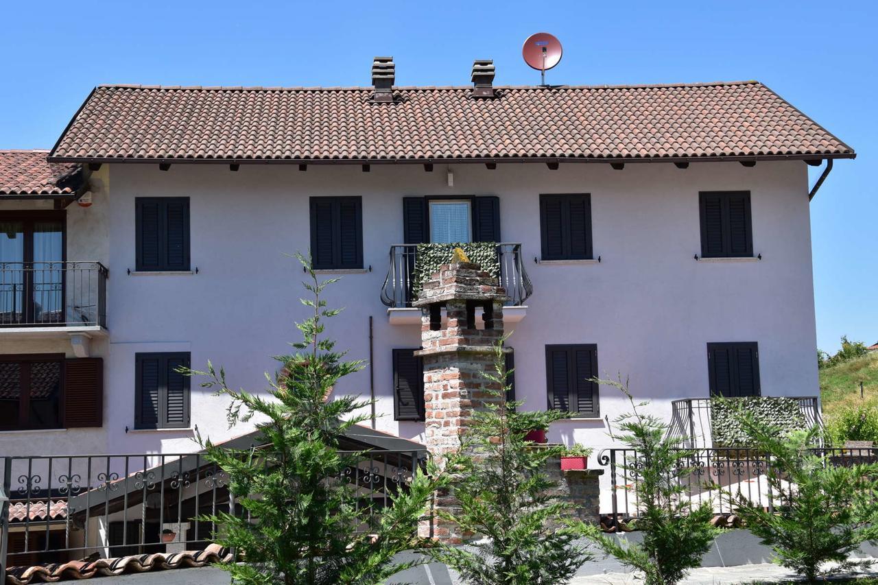 B&B La Dolce Vita Priocca ภายนอก รูปภาพ
