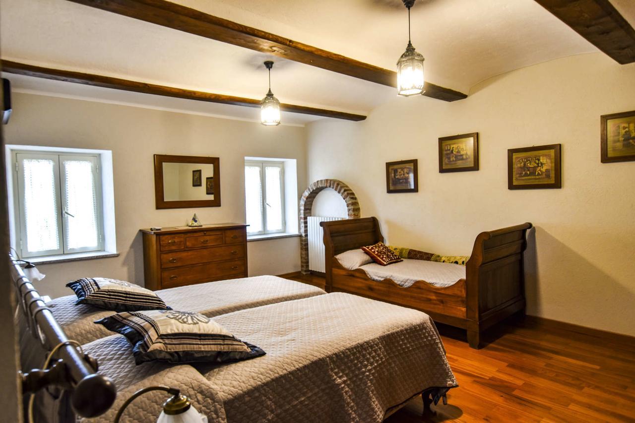 B&B La Dolce Vita Priocca ภายนอก รูปภาพ