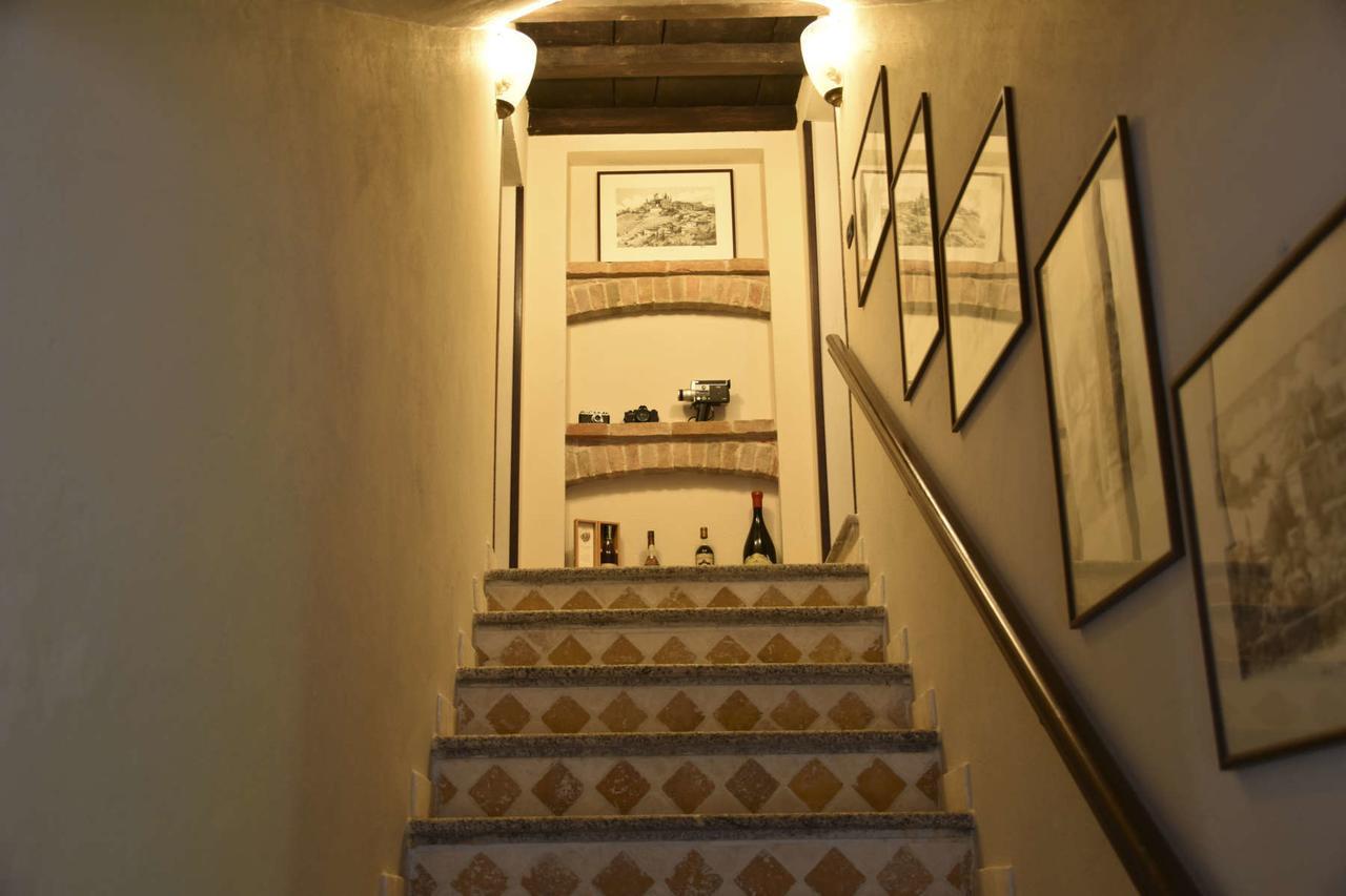 B&B La Dolce Vita Priocca ภายนอก รูปภาพ
