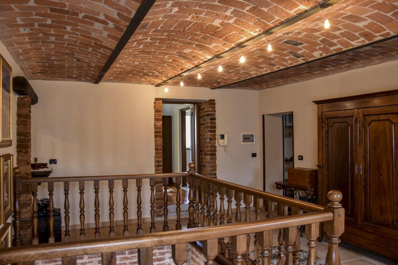 B&B La Dolce Vita Priocca ภายนอก รูปภาพ